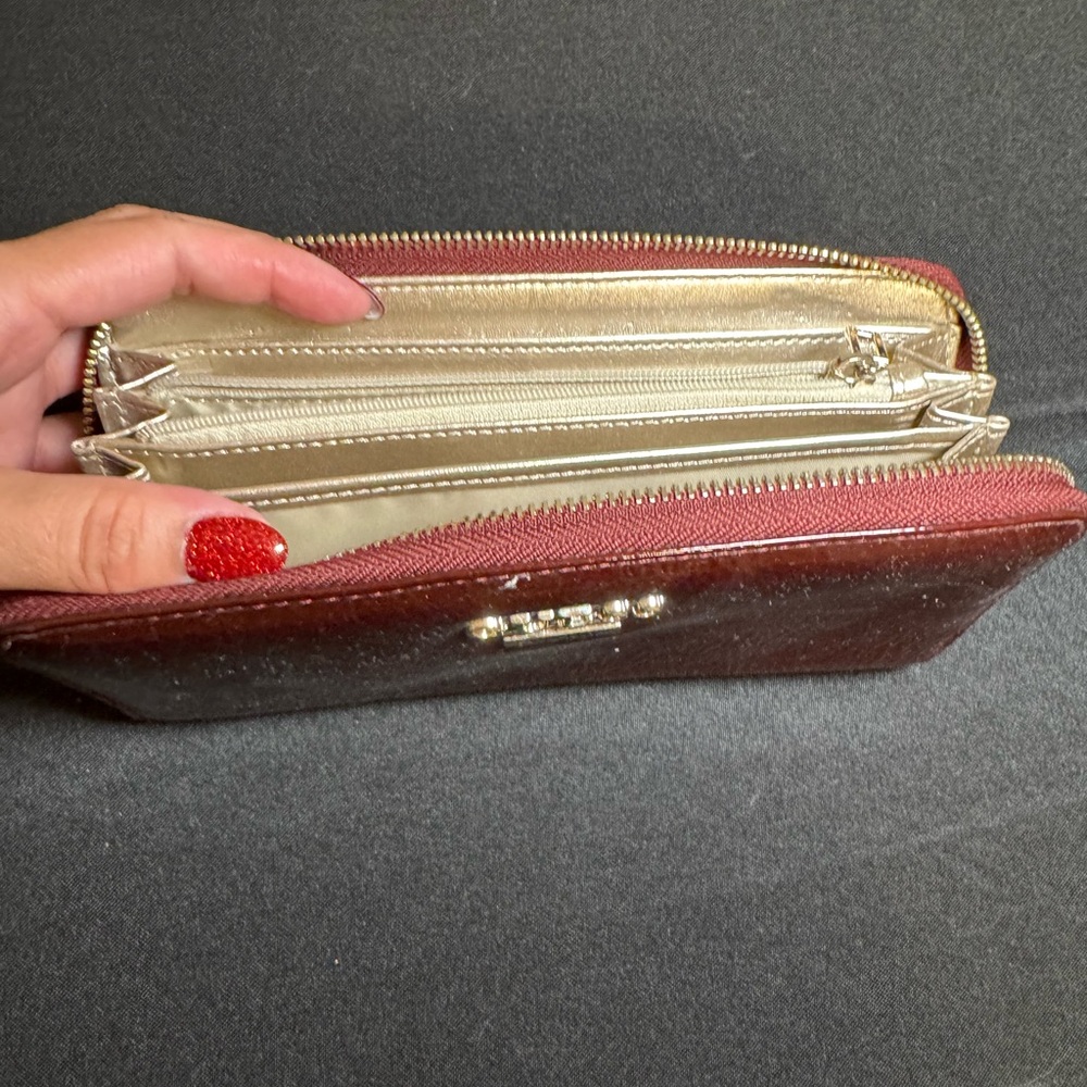 Wallet - Picture 2 of 2